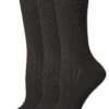 HUE Scalloped Pointelle Socks 3-Pack -Skechers Store 917FOqth5wL. AC SR736920